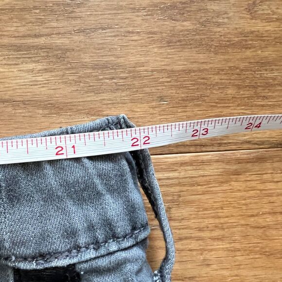 Torrid Jeans Size 3 Gray/Black Crop Pull-On Weekend Straight Super Soft Mid Rise - Picture 6 of 9